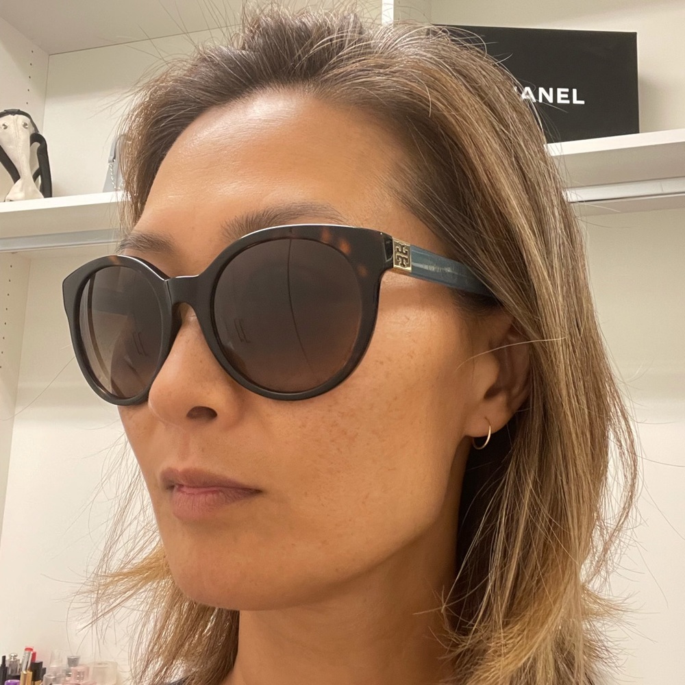 Tory Burch Sunglasses - Picture 11 of 12